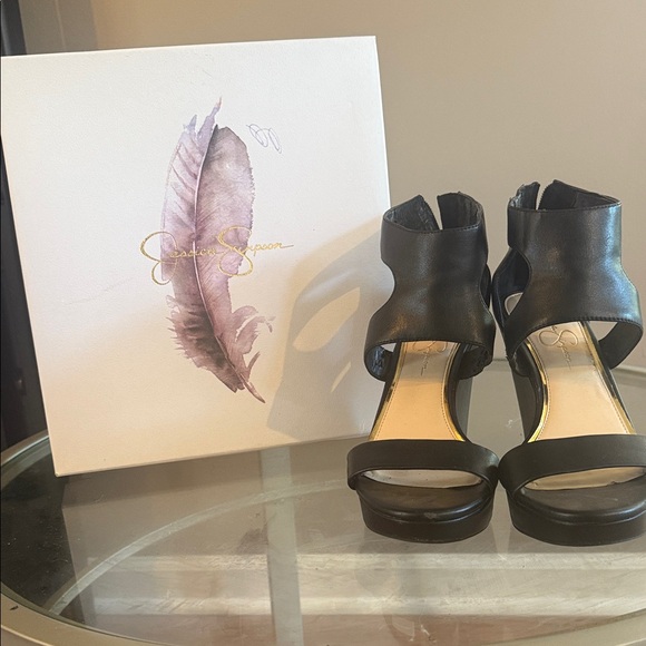 Jessica Simpson Elegant Black Sandals - Picture 1 of 5